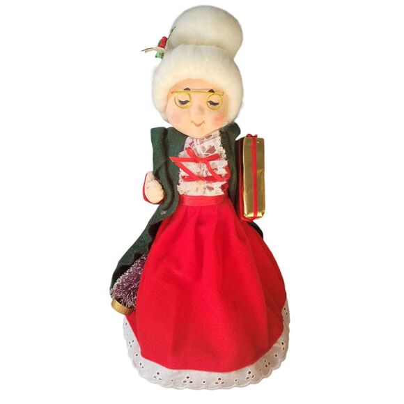 Vintage Mrs. Claus Christmas Tree Topper - Picture 1 of 7